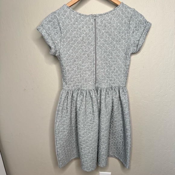 SPLENDID Cotton Textured Knit Dress Grey Scoop Neck Cap Sleeve Quilted Girls 12 - Picture 16 of 16